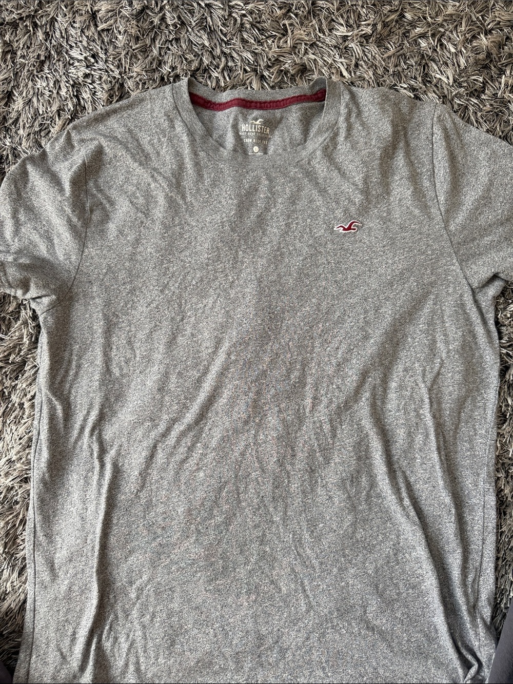 Hollister Men's Heather Gray Crew Tee with Red Logo Accent